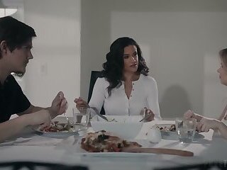 Girlfriend catches her guy railing his hot naked stepmom