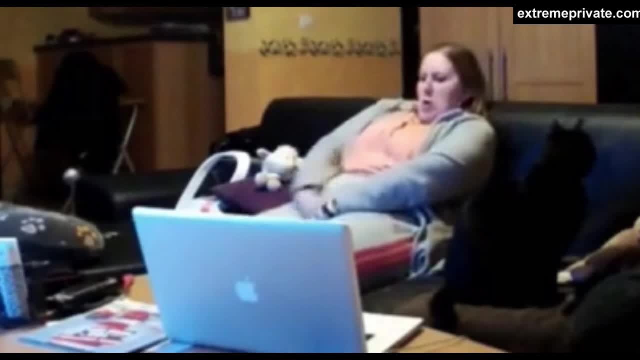 my BBW mom masturbates over track pants  - PornoXO.com