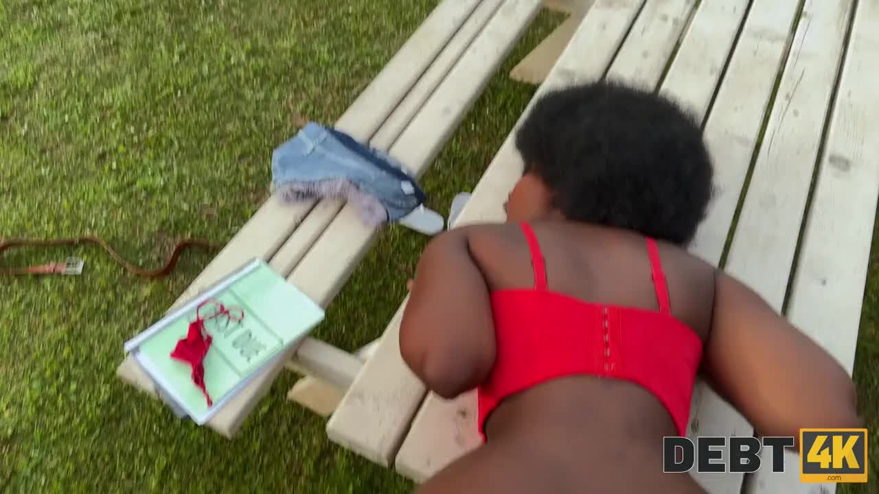 Lexi Luv Needs A Loan - Lexi Milf