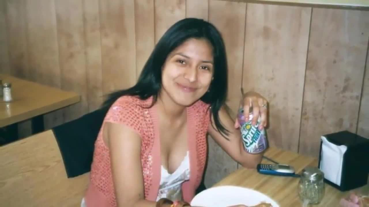 Indian girlfriend loves to show all&period;MP4