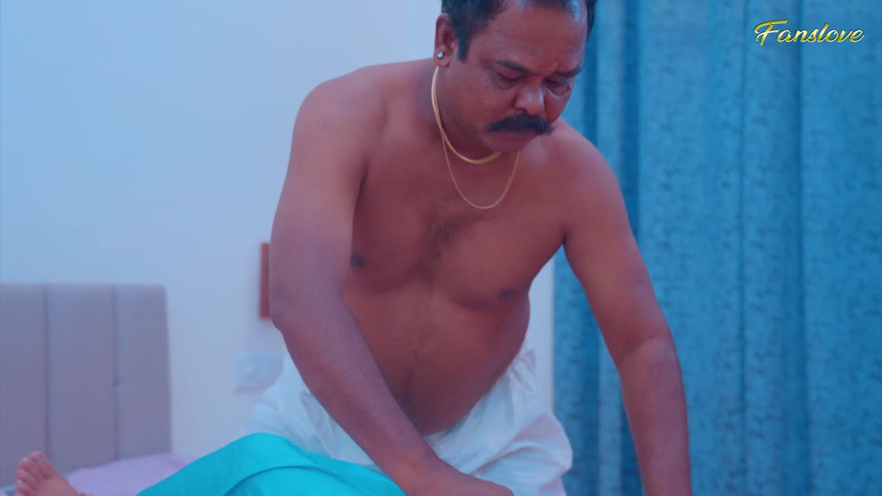 Slim Sexy Desi Bahu Enjoyed Hardcore Sex With Her Sasur
