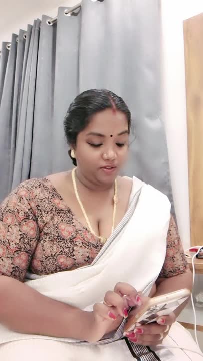 Tamil Malayali 🥰🥰Paaruu🥰🥰 _ Tango Live 12