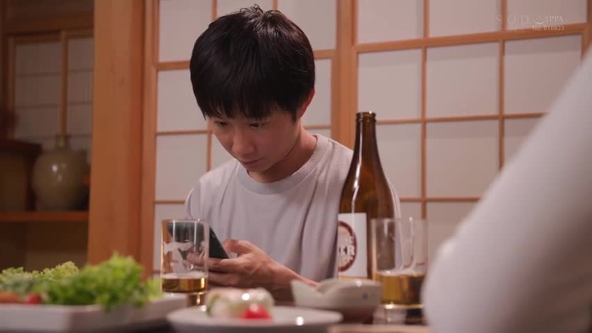 Decensored Housewife Rei Kamiki - Reiko Kobayakawa