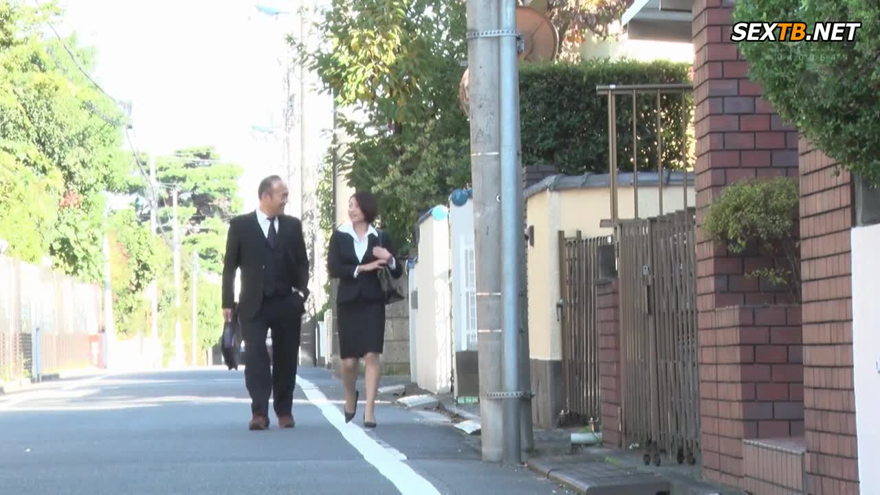 (Eng Sub) My Love For My Boss Grew Deeper On Our Business Trip - Maki Tomoda