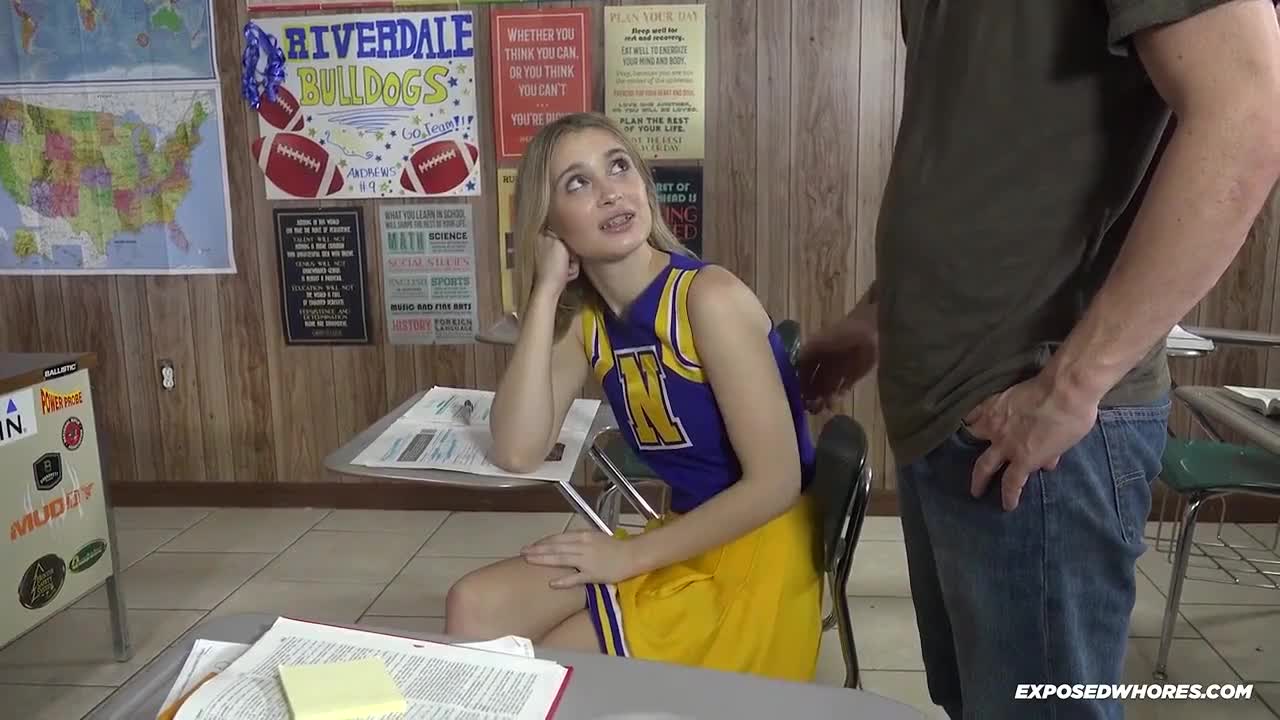 Clas 08 porn video – Cheerleader Fucked In ClAS