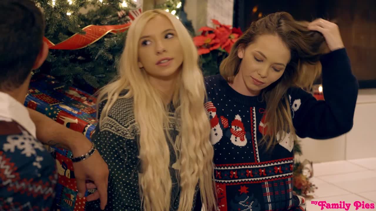 Kenzie R And Angel S Horny Stepsisters Sneaky Christmas Sex - Susanne Brend